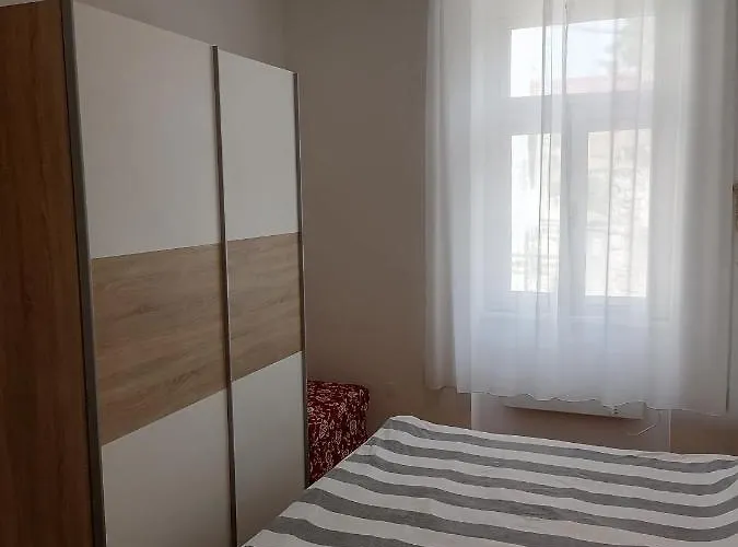 Kupus By Arena Apartman *